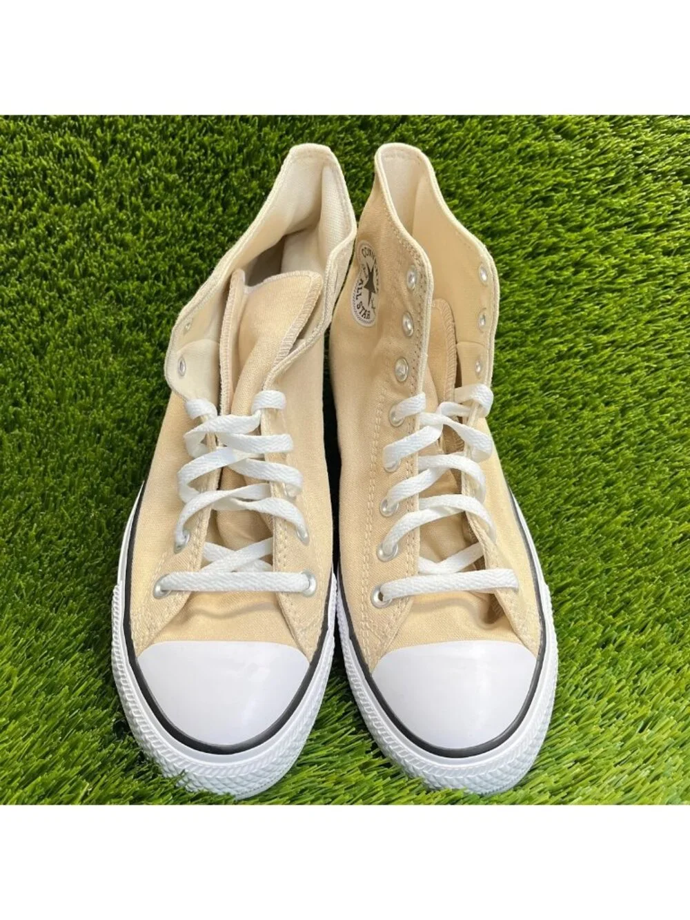 Converse Chuck Taylor All Star High Mens Size 10 Ivory Athletic Shoes Sneakers